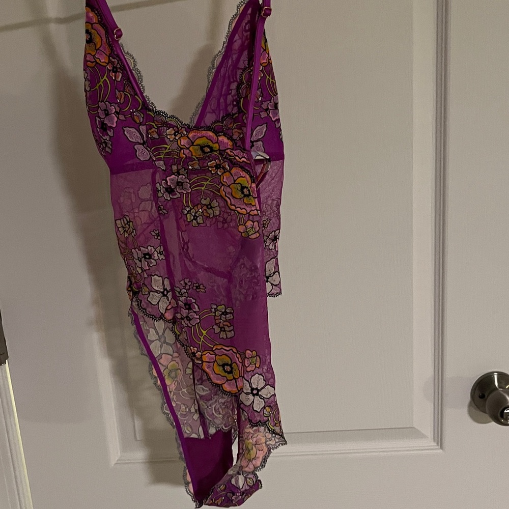 Savage X Fenty Mod Poppy lace teddy - Picture 5 of 8
